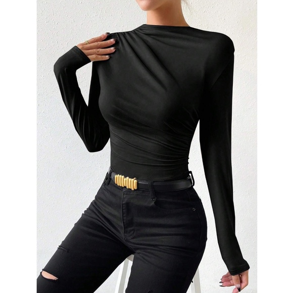Ruched Asymmetric Black Long Sleeve Bodysuit - Picture 3 of 14
